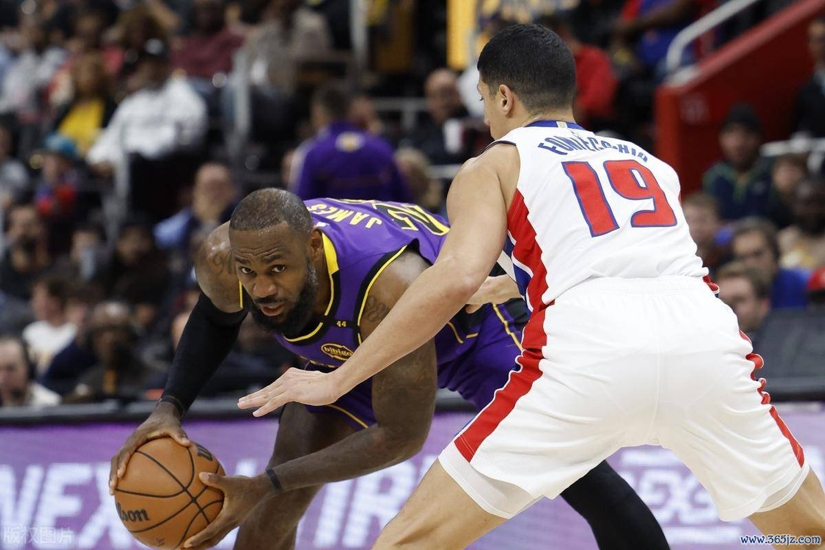 NBA11月5日战报:骑士雷霆独孤求败,湖东说念主爆冷,爵士赢首胜